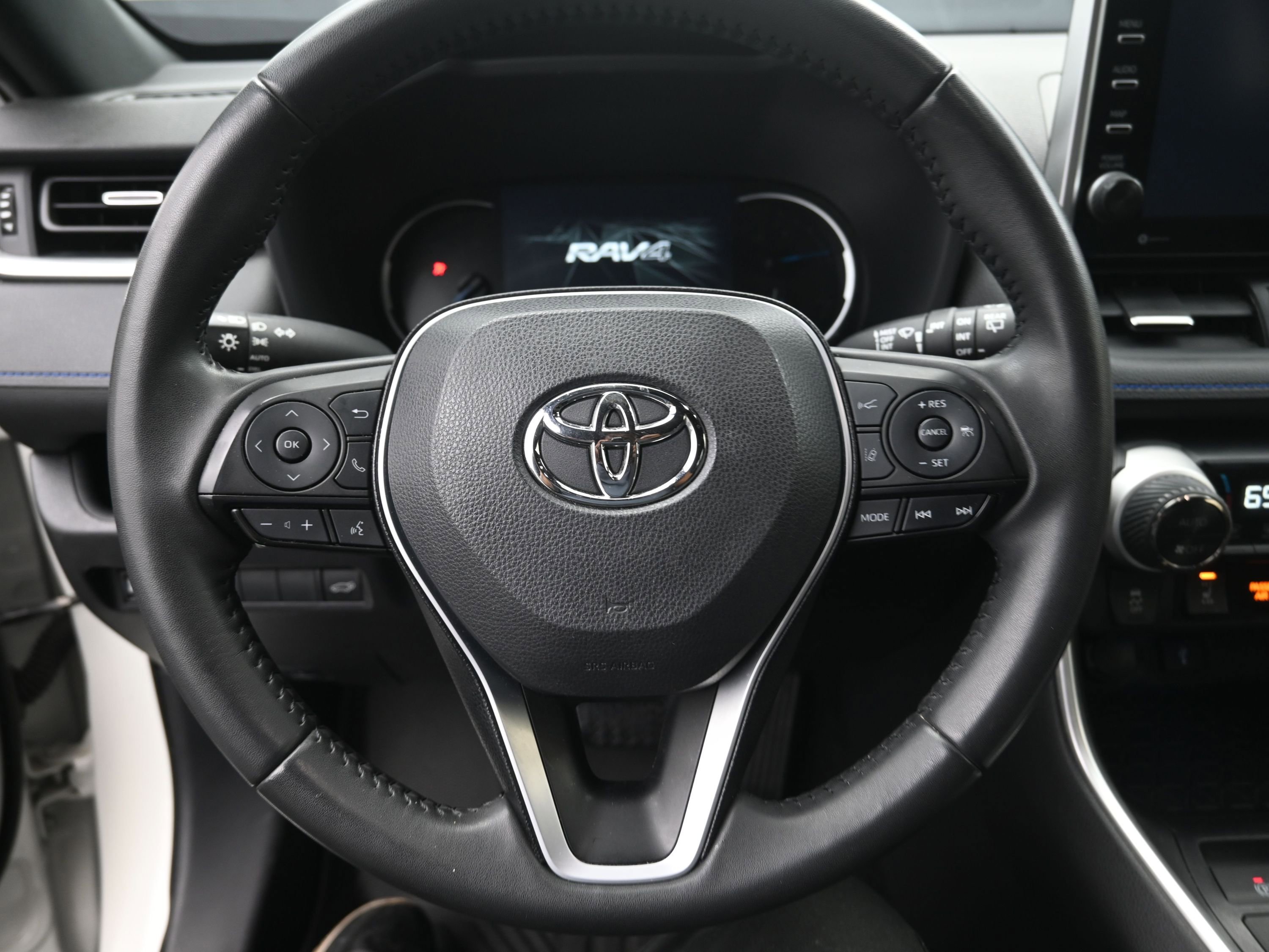 Used 2022 Toyota RAV4 XSE image 13
