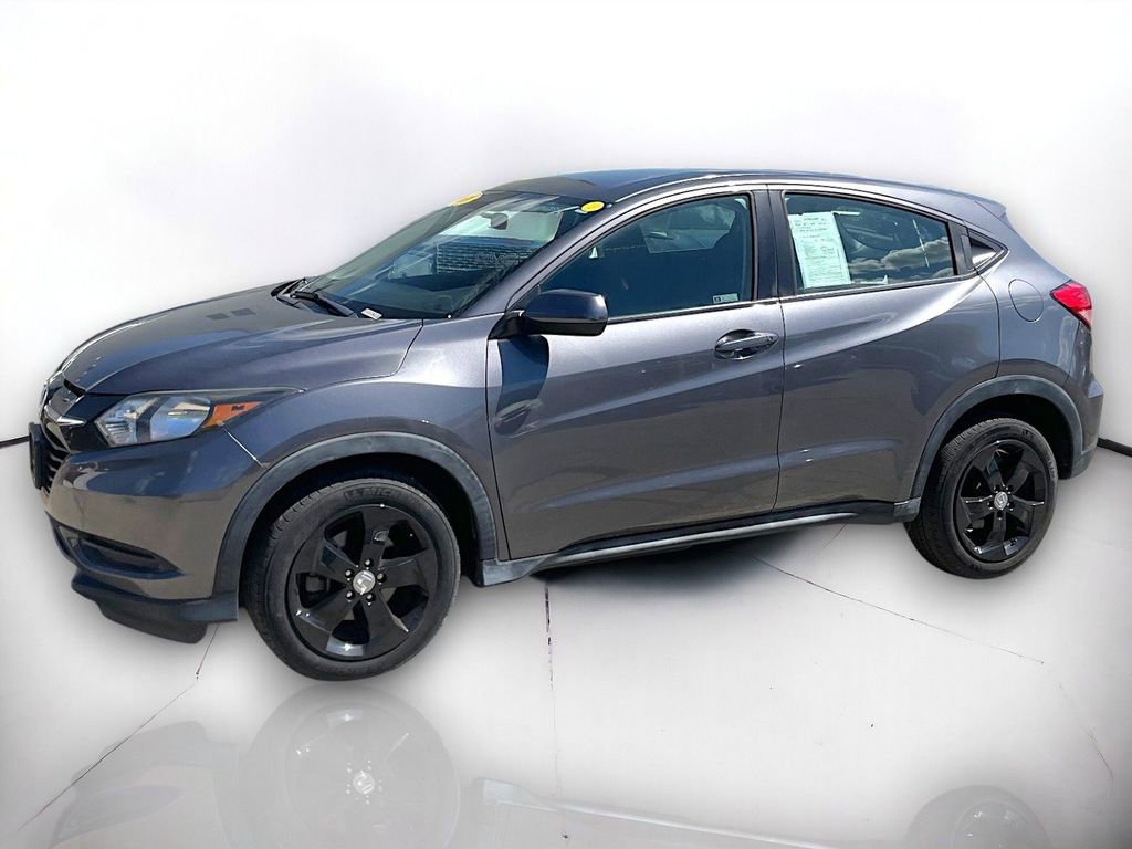 Used 2018 Honda HR-V LX image 2