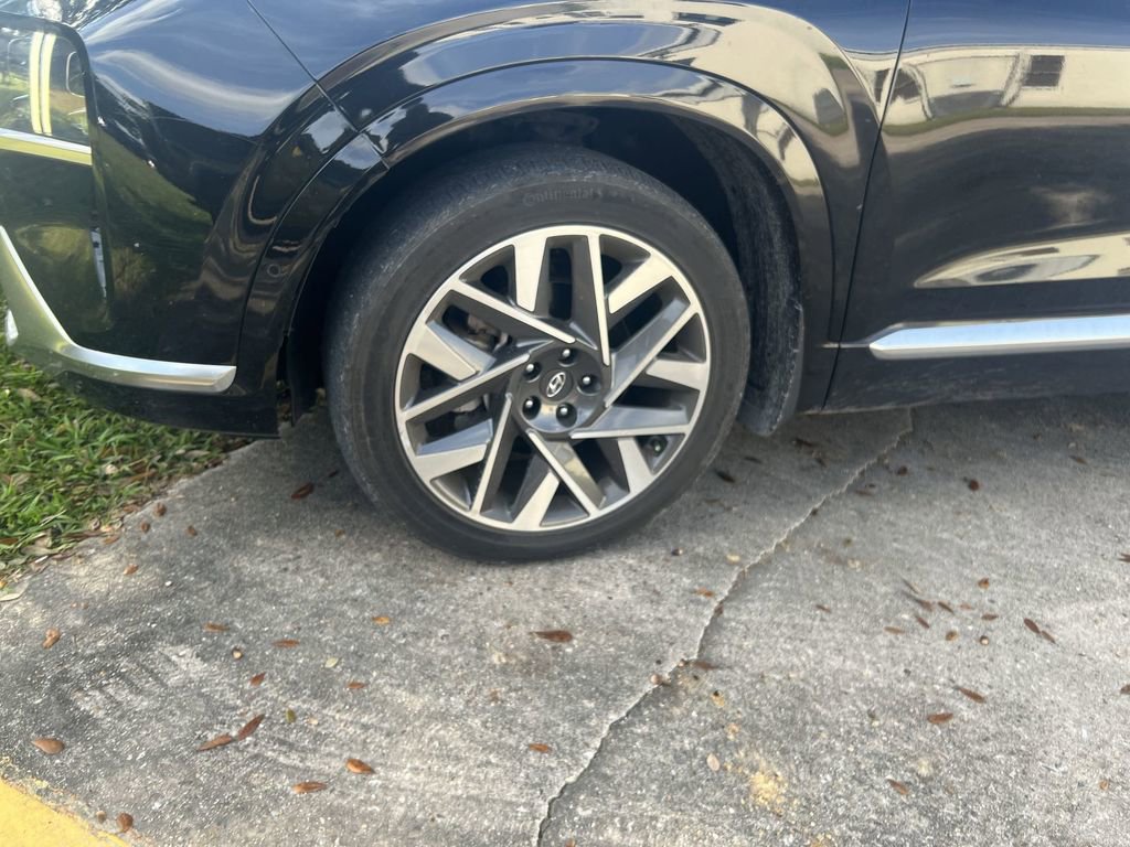 Used 2022 Hyundai Santa Fe Calligraphy image 17