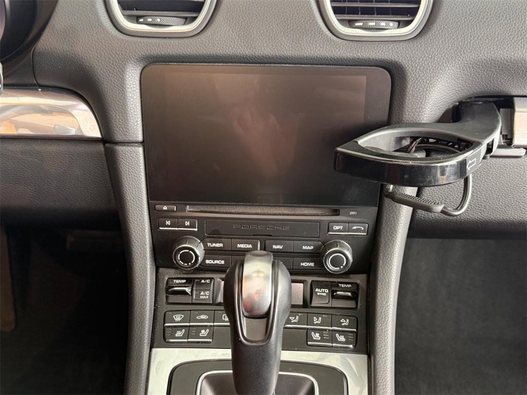 Used 2021 Porsche 718 Boxster image 9