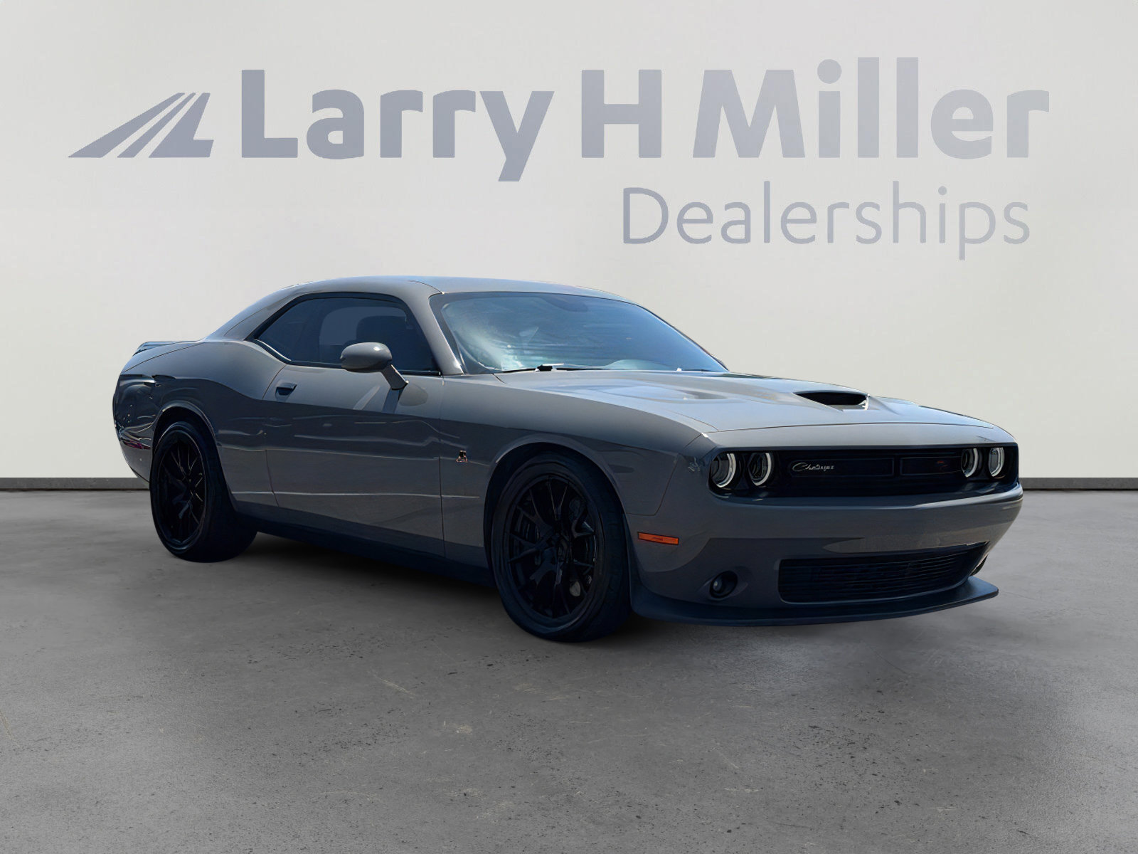 Used 2023 Dodge Challenger R/T Scat Pack RWD image 8