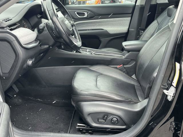 Used 2022 Jeep Compass Latitude w/ Sun and Sound Group image 13