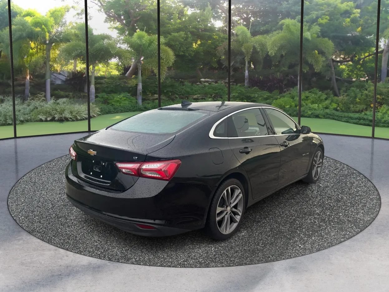 Used 2022 Chevrolet Malibu LT FWD image 5