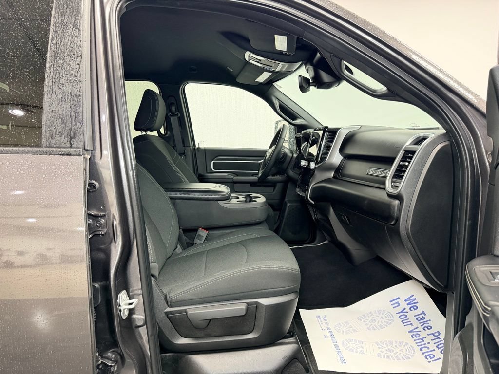 Used 2025 RAM 2500 Big Horn AWD/4WD image 11