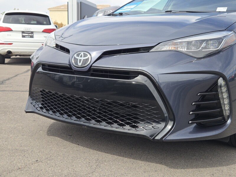 Used 2018 Toyota Corolla XSE w/ Carpet Mat Package (TMS) FWD image 9