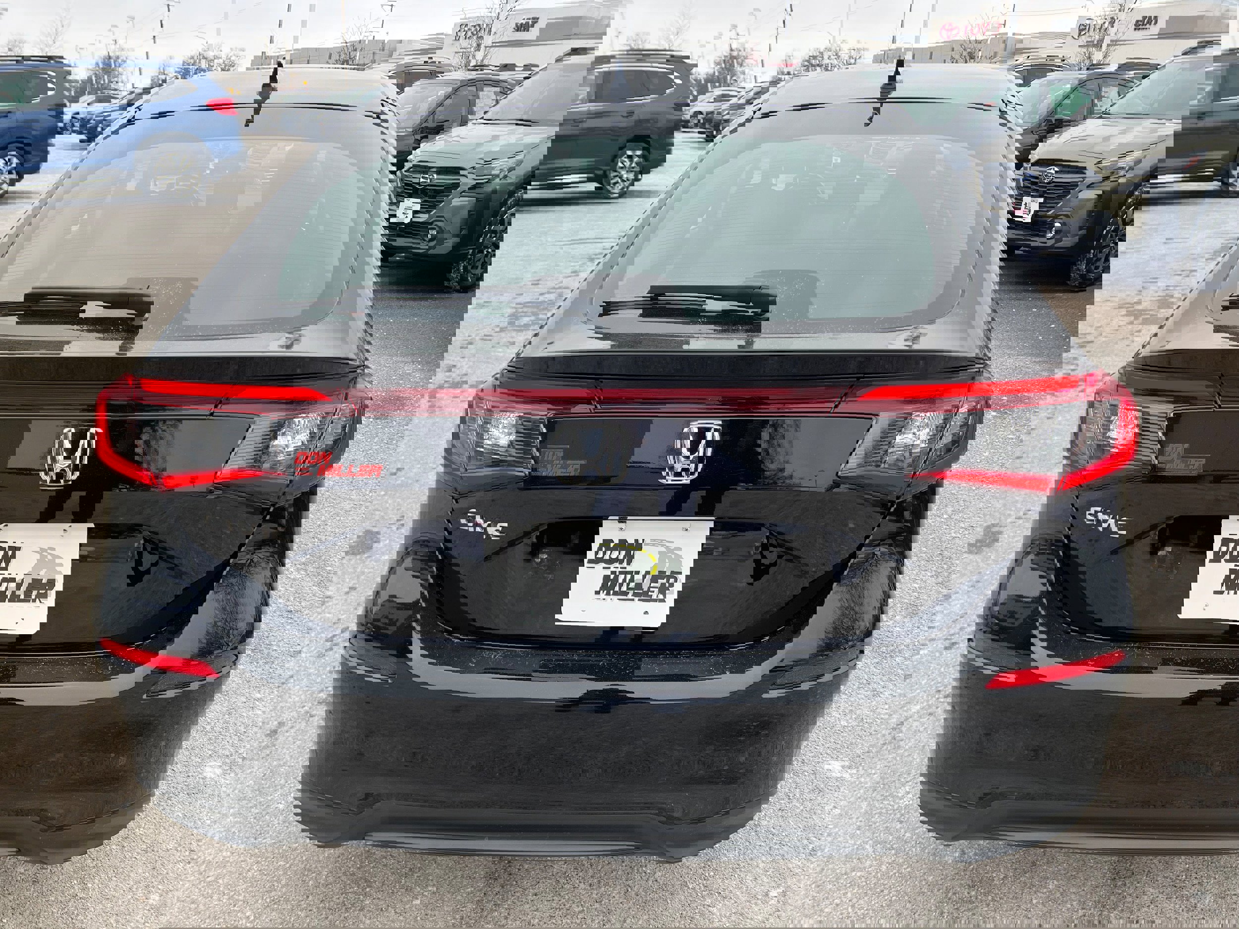 Used 2024 Honda Civic EX-L image 6