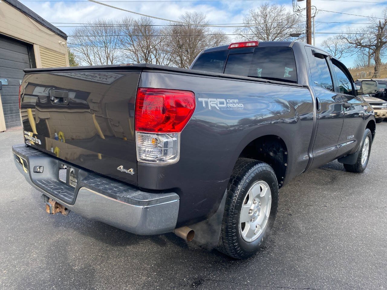 Used 2012 Toyota Tundra 4x4 Double Cab w/ TRD Off-Road Pkg image 3