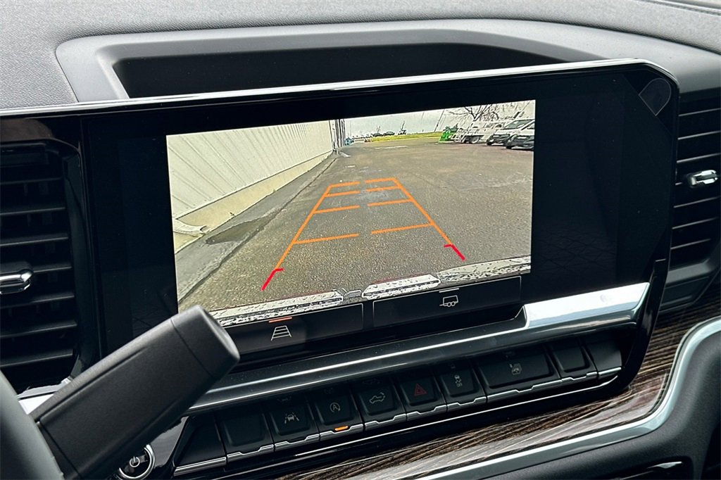 New 2025 GMC Sierra 1500 SLE image 16