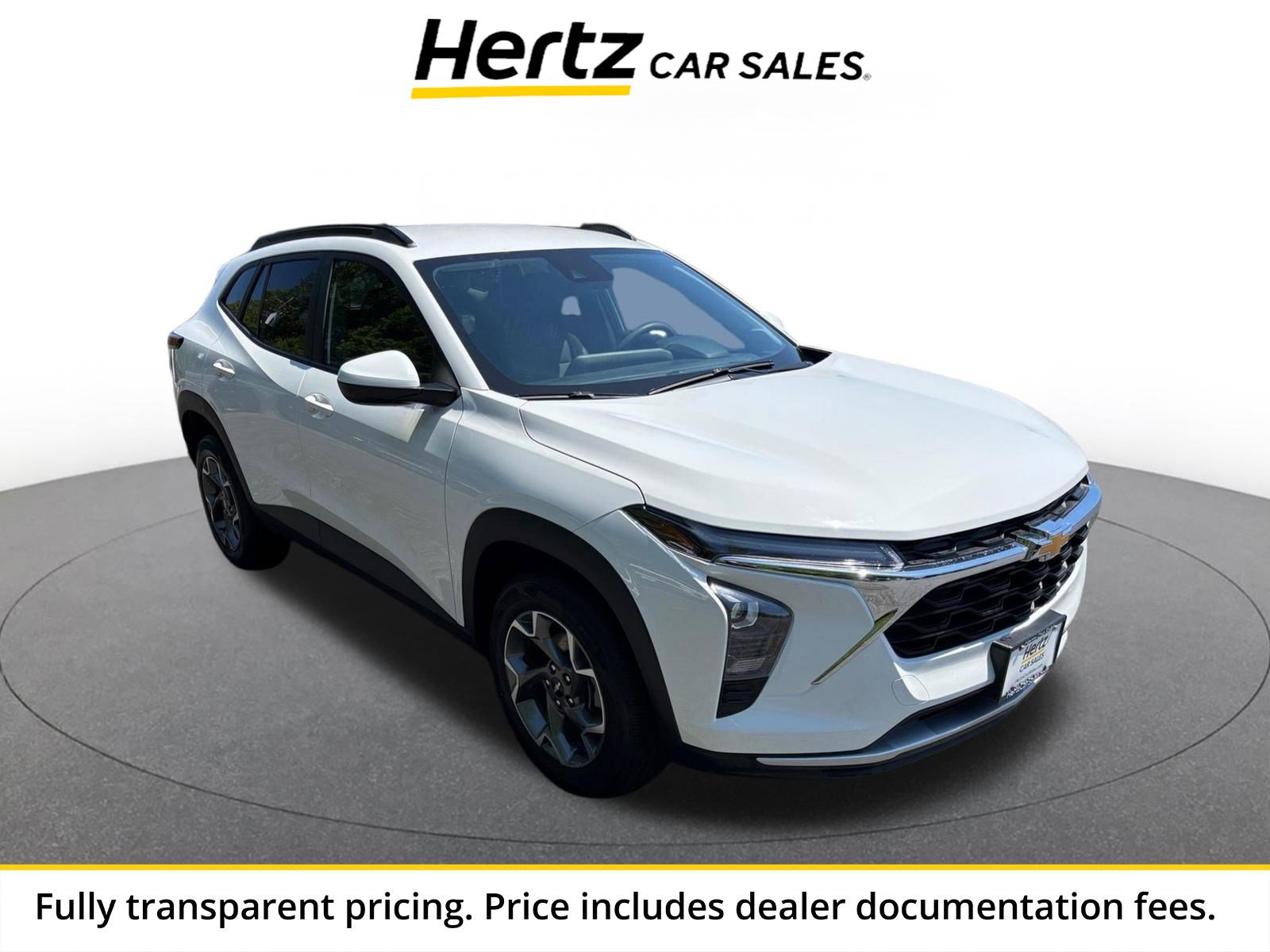 Used 2025 Chevrolet Trax LT FWD image 1