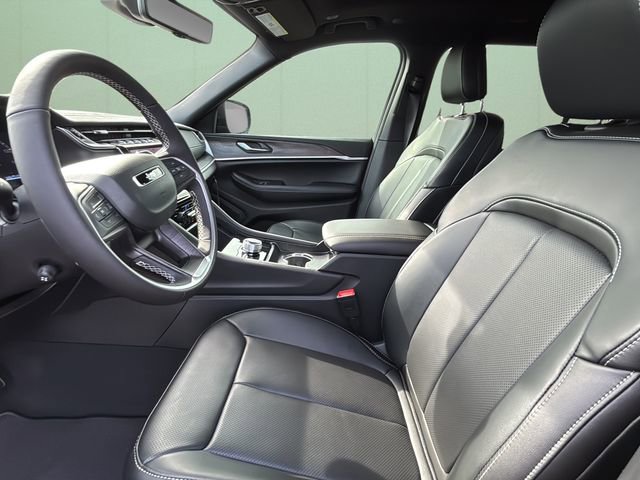 New 2025 Jeep Grand Cherokee L Limited w/ Luxury Tech Group II image 19