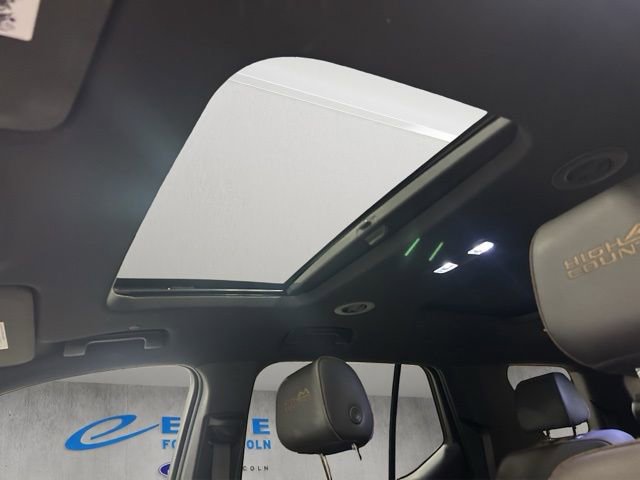 Used 2022 Chevrolet Traverse High Country w/ LPO, Floor Liner Package image 3