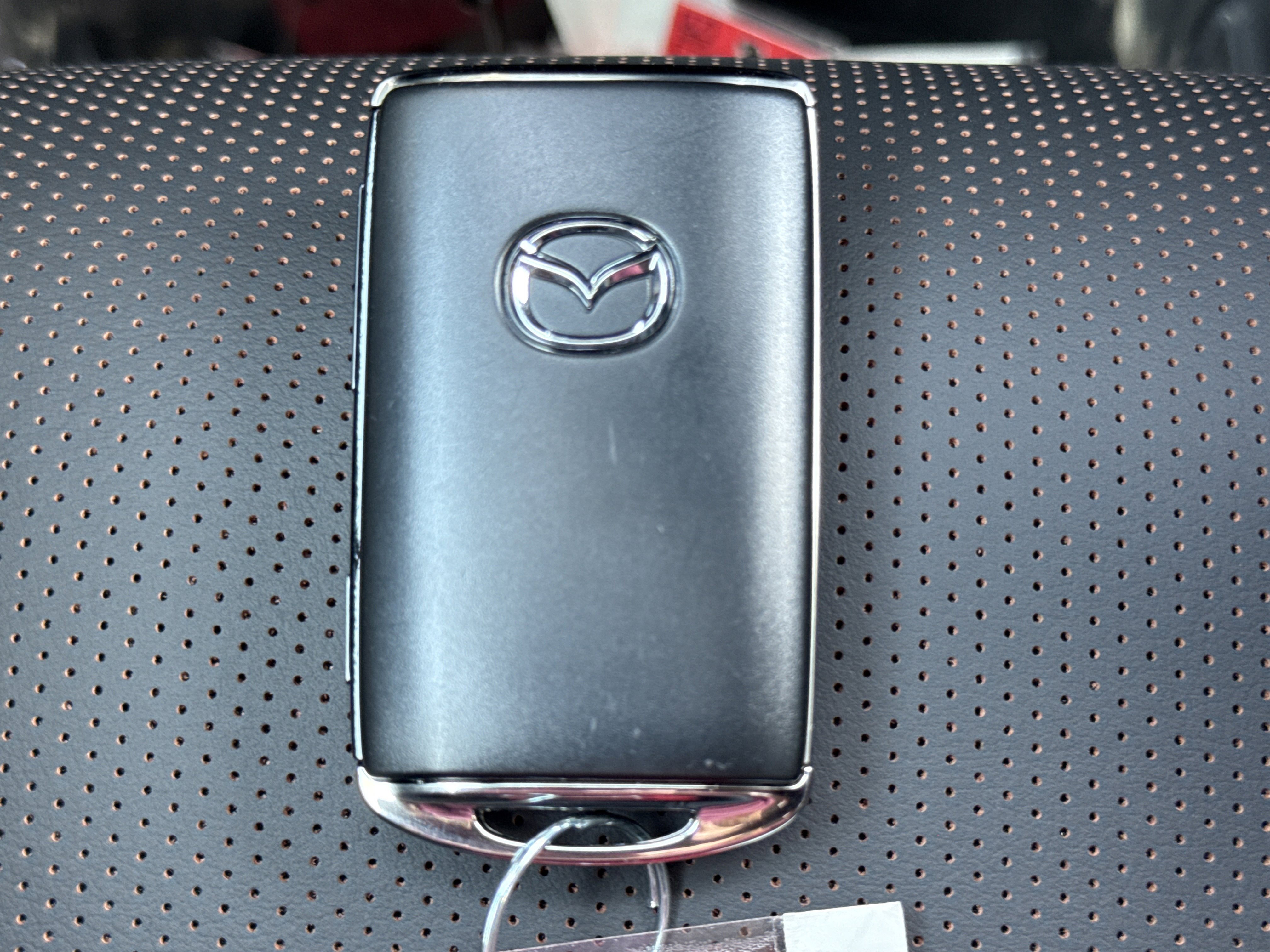 New 2026 MAZDA MAZDA3 Hatchback w/Premium Plus Pkg image 23