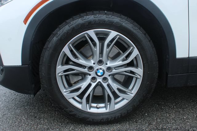 Used 2022 BMW X2 xDrive28i w/ Convenience Package AWD/4WD image 32
