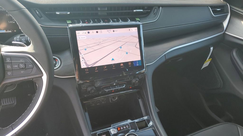 New 2025 Jeep Grand Cherokee Limited image 25