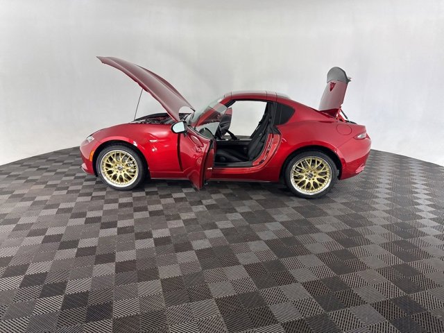 Used 2017 MAZDA MX-5 Miata RF Grand Touring image 9