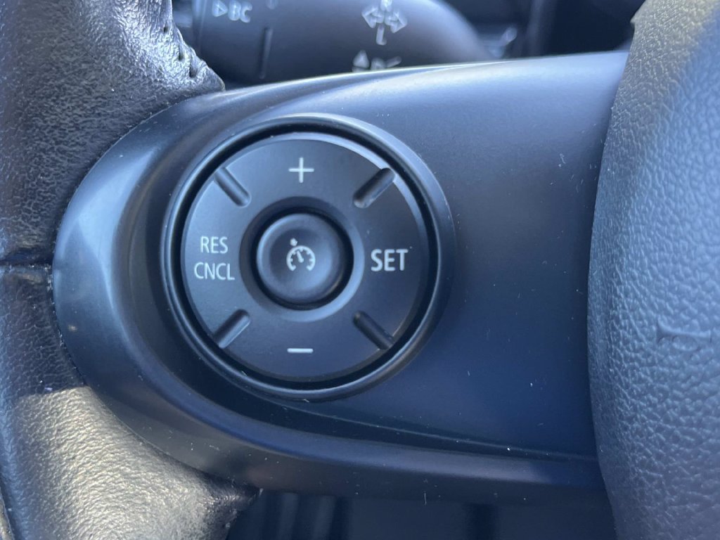 Used 2016 MINI Cooper Clubman S FWD image 30