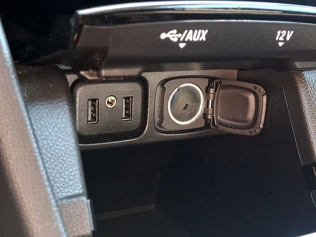 Used 2022 Buick Encore Preferred w/ Safety Package AWD/4WD image 23