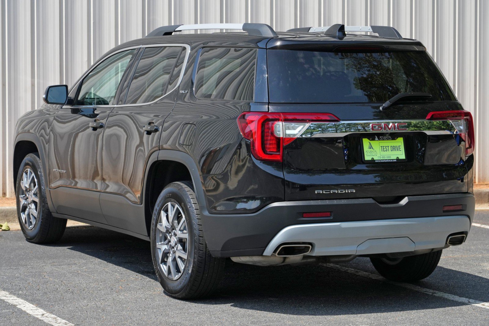 Used 2023 GMC Acadia SLT FWD image 44
