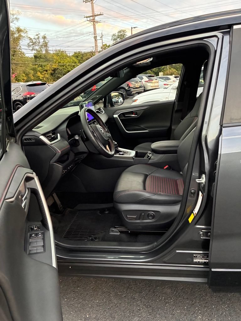 Used 2023 Toyota RAV4 XSE w/ Weather Package AWD/4WD image 27
