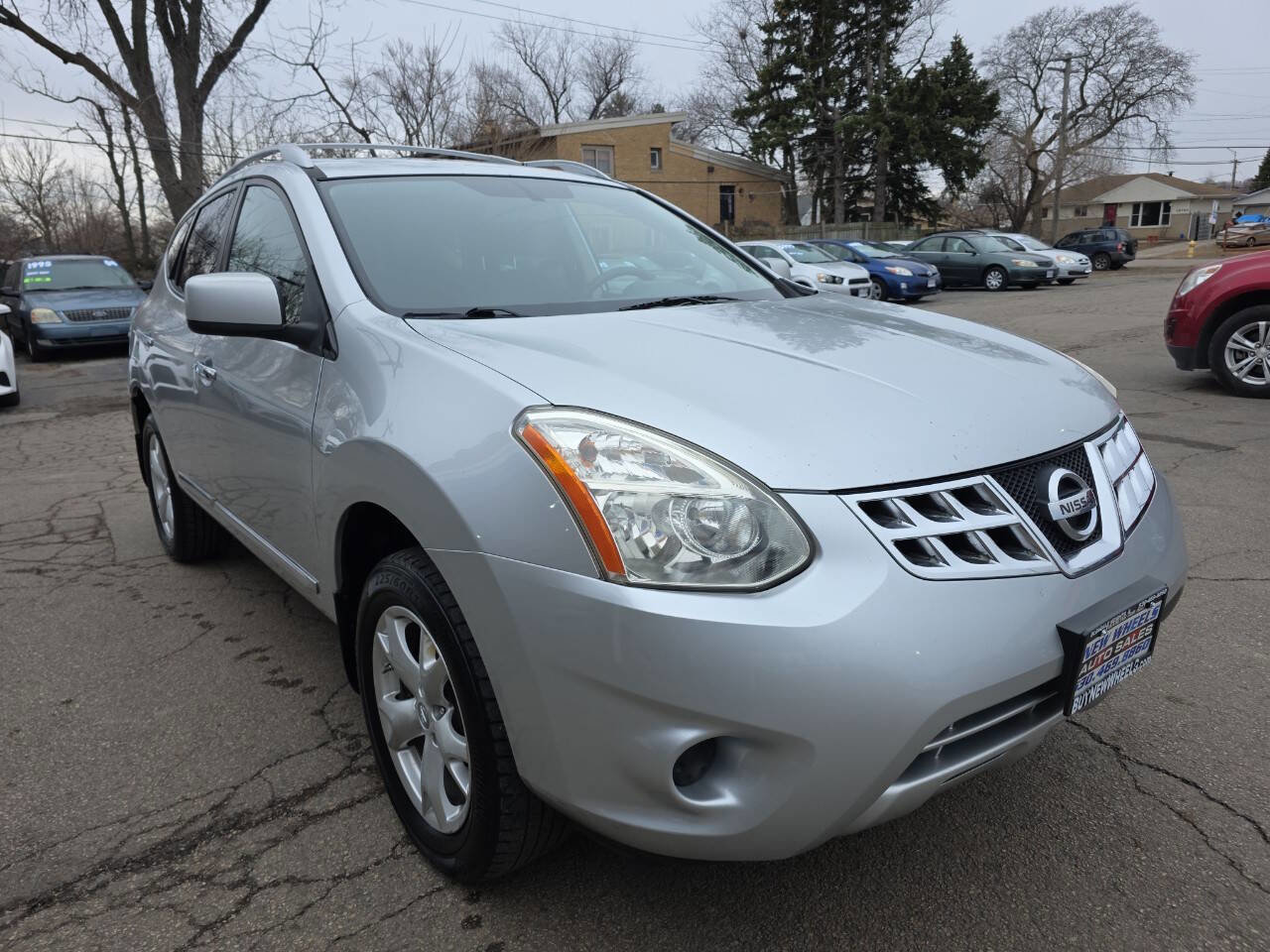 Used 2011 Nissan Rogue SV w/ Premium Pkg image 5