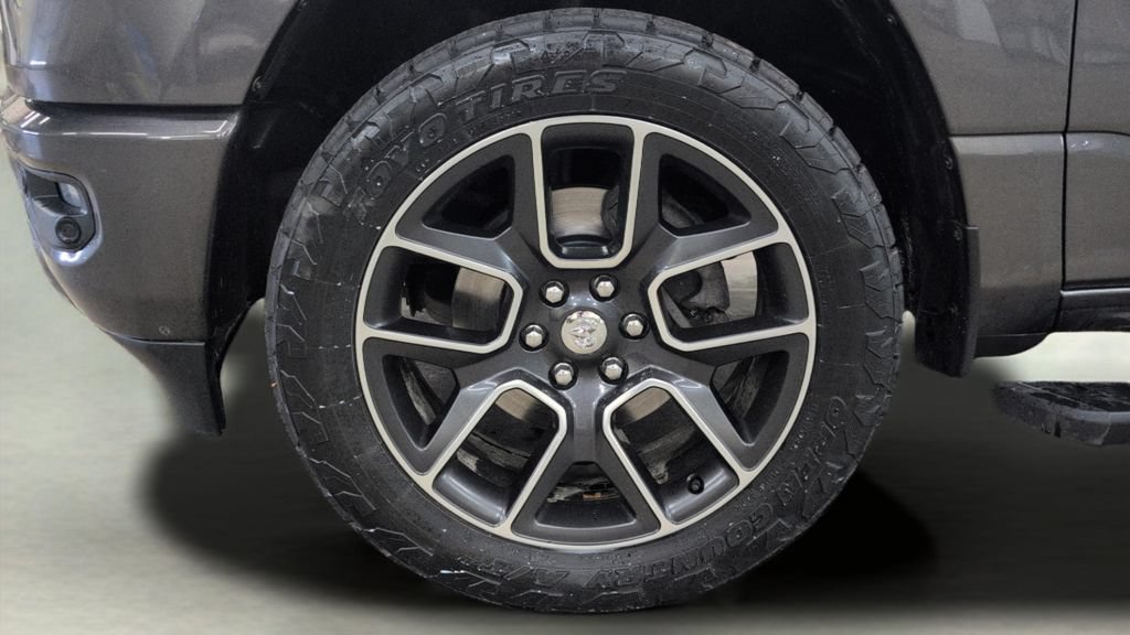 Used 2019 RAM 1500 Sport w/ Level 2 Equipment Group AWD/4WD image 31