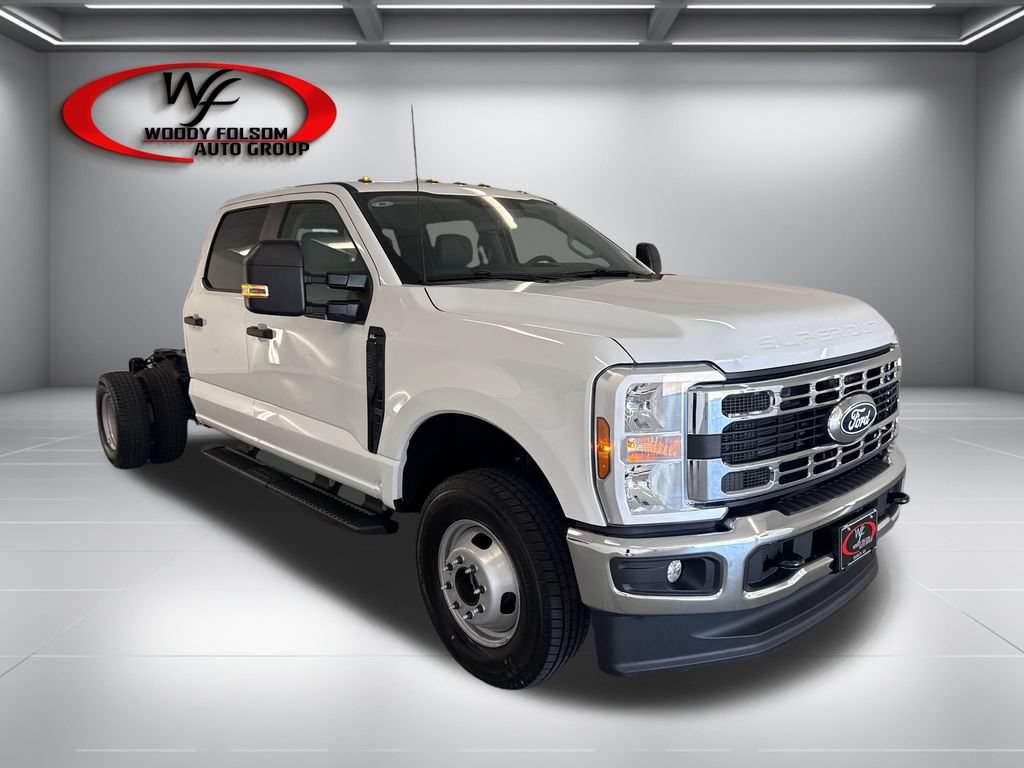 New 2027 Ford F350 XL w/ XL Chrome Package AWD/4WD image 3