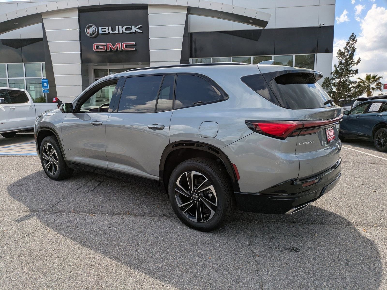 New 2026 Buick Enclave Sport Touring w/ Power Package image 6