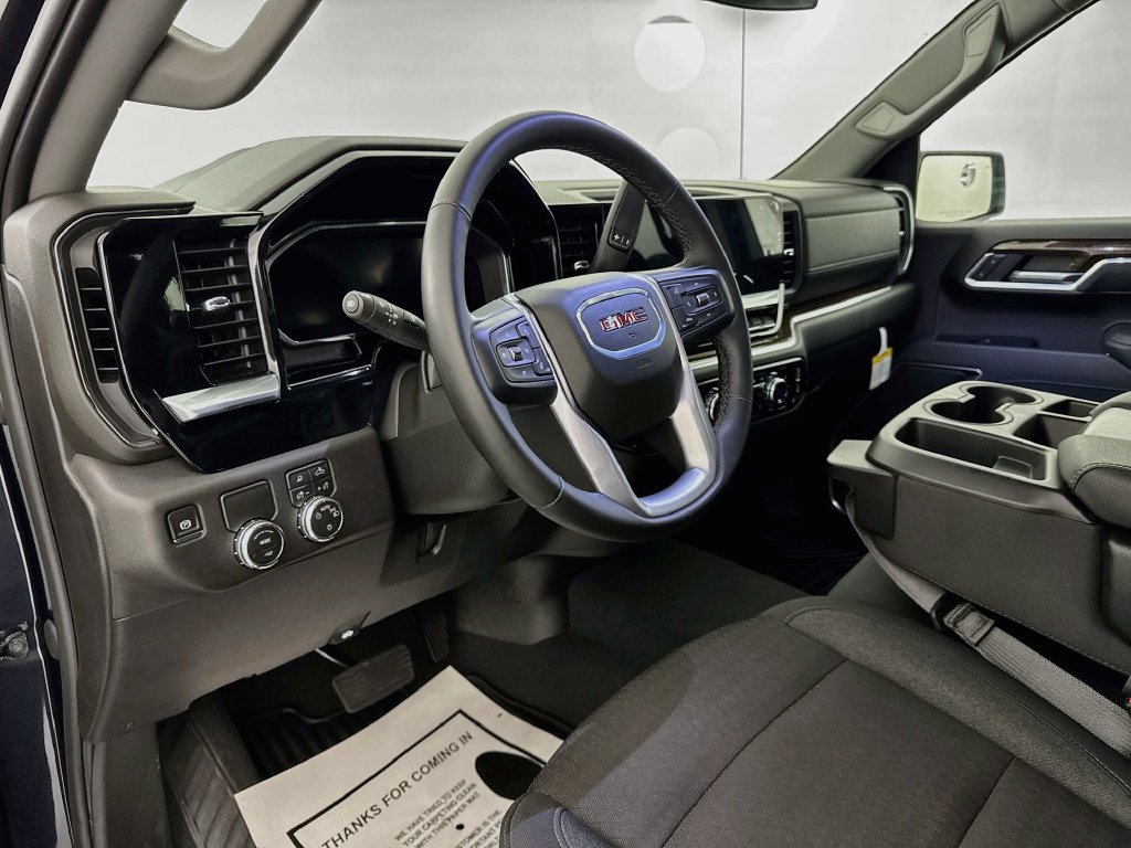 Used 2026 GMC Sierra 1500 SLE w/ Preferred Package RWD image 9