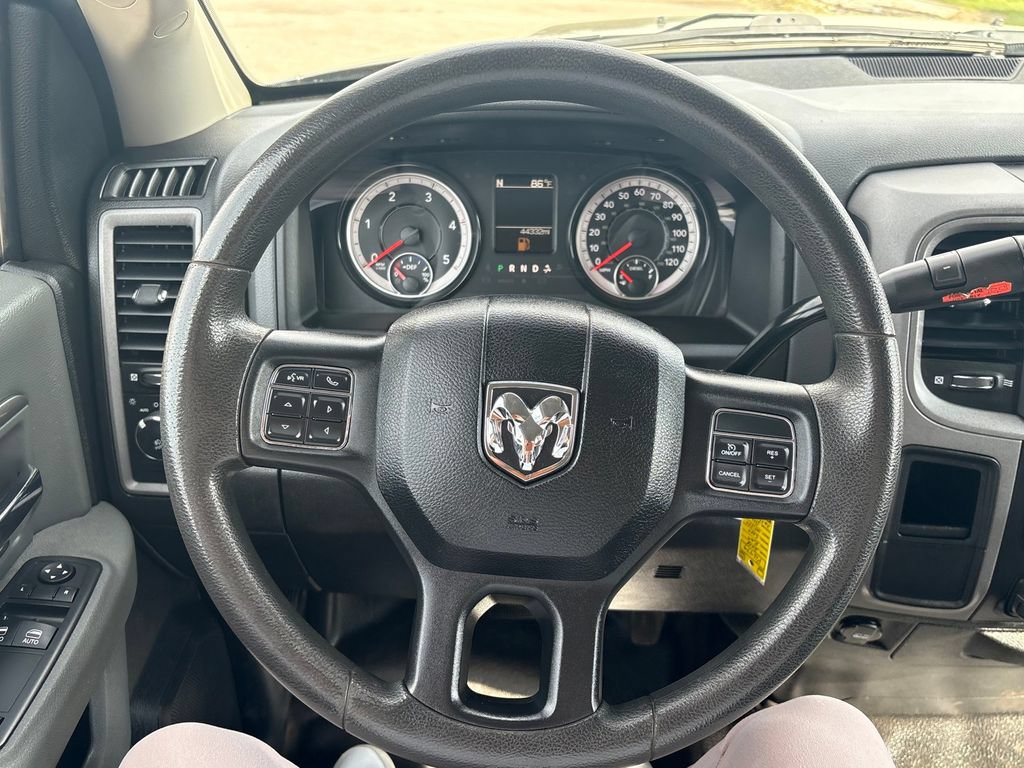 Used 2018 RAM 5500 Tradesman w/ Power & Remote Entry Group RWD image 18