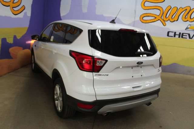 Used 2019 Ford Escape SE w/ Ford Safe & Smart Package AWD/4WD image 6