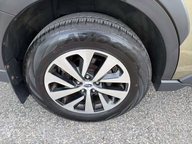 Used 2024 Subaru Outback Premium image 17