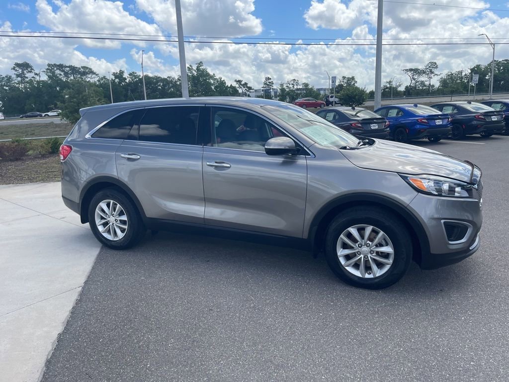 Used 2018 Kia Sorento L image 4