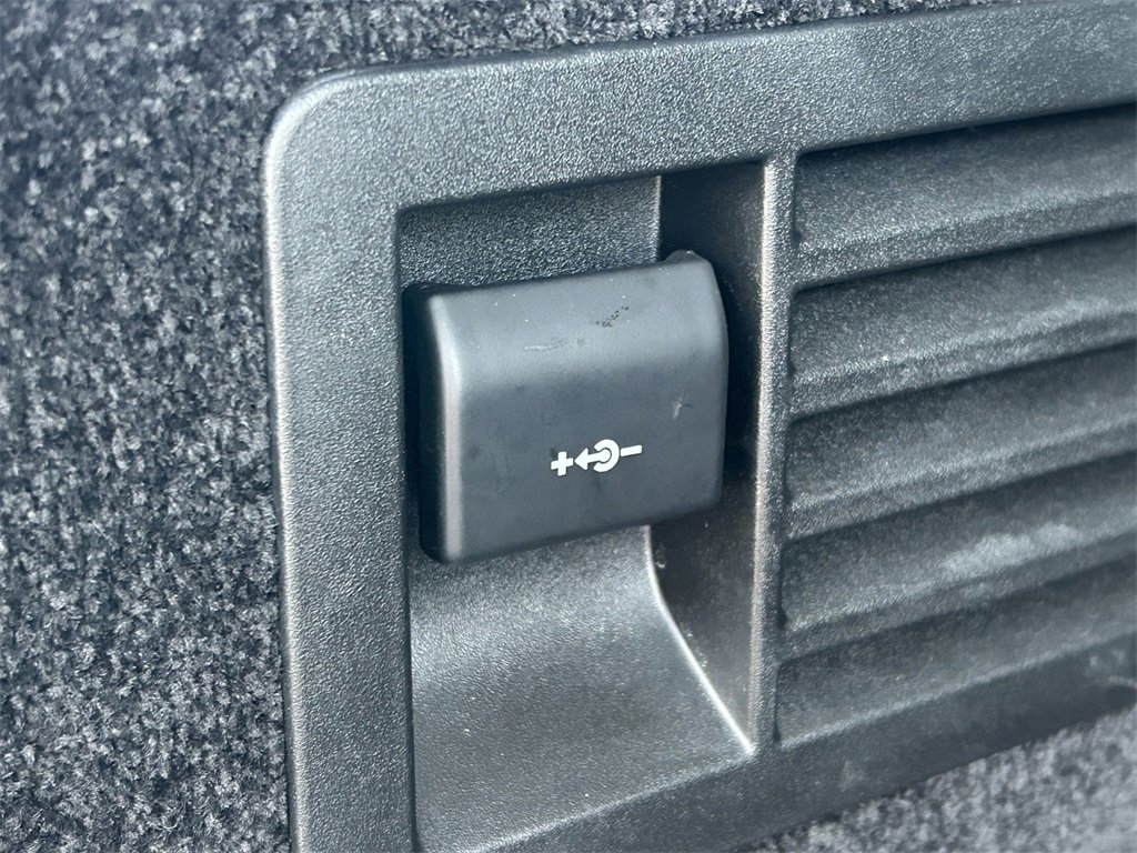 Used 2022 Land Rover Range Rover P525 Westminster Edition image 17