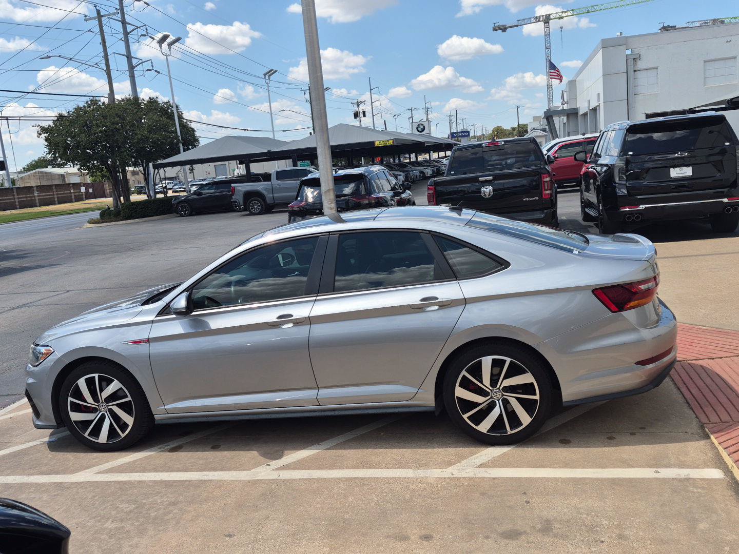 Used 2019 Volkswagen Jetta GLI FWD image 8