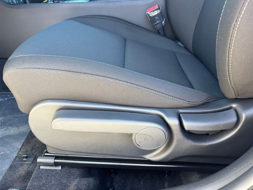 Used 2026 Hyundai Kona SEL Sport FWD image 11