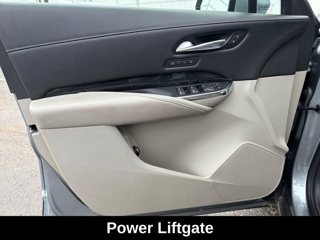 Used 2023 Cadillac XT4 Premium Luxury AWD/4WD image 11
