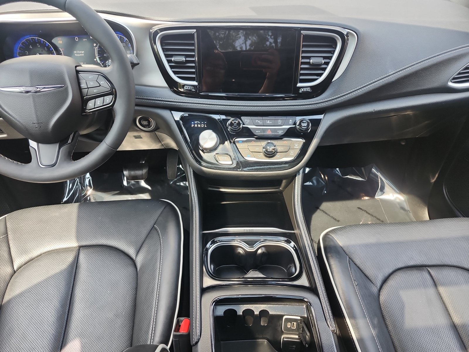 Used 2022 Chrysler Pacifica Limited w/ S Appearance Package FWD image 11