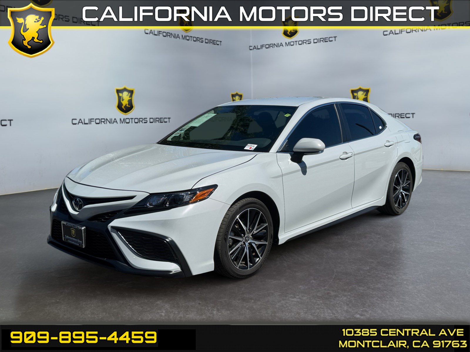 Used 2024 Toyota Camry SE w/ Blackout Package (TMS)