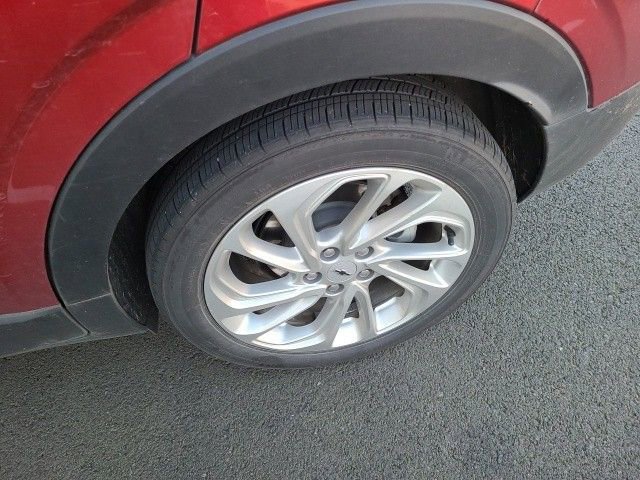 Used 2023 Chevrolet Bolt EUV LT w/ Driver Confidence Package image 13