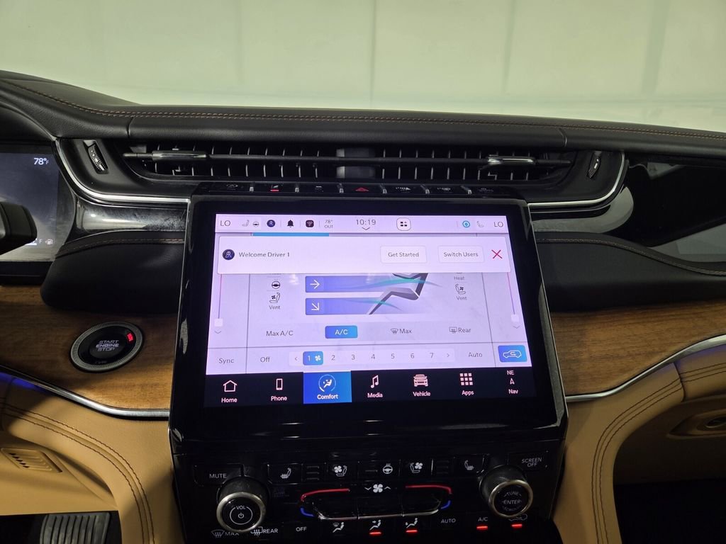 Certified 2025 Jeep Grand Cherokee L Summit AWD/4WD image 18