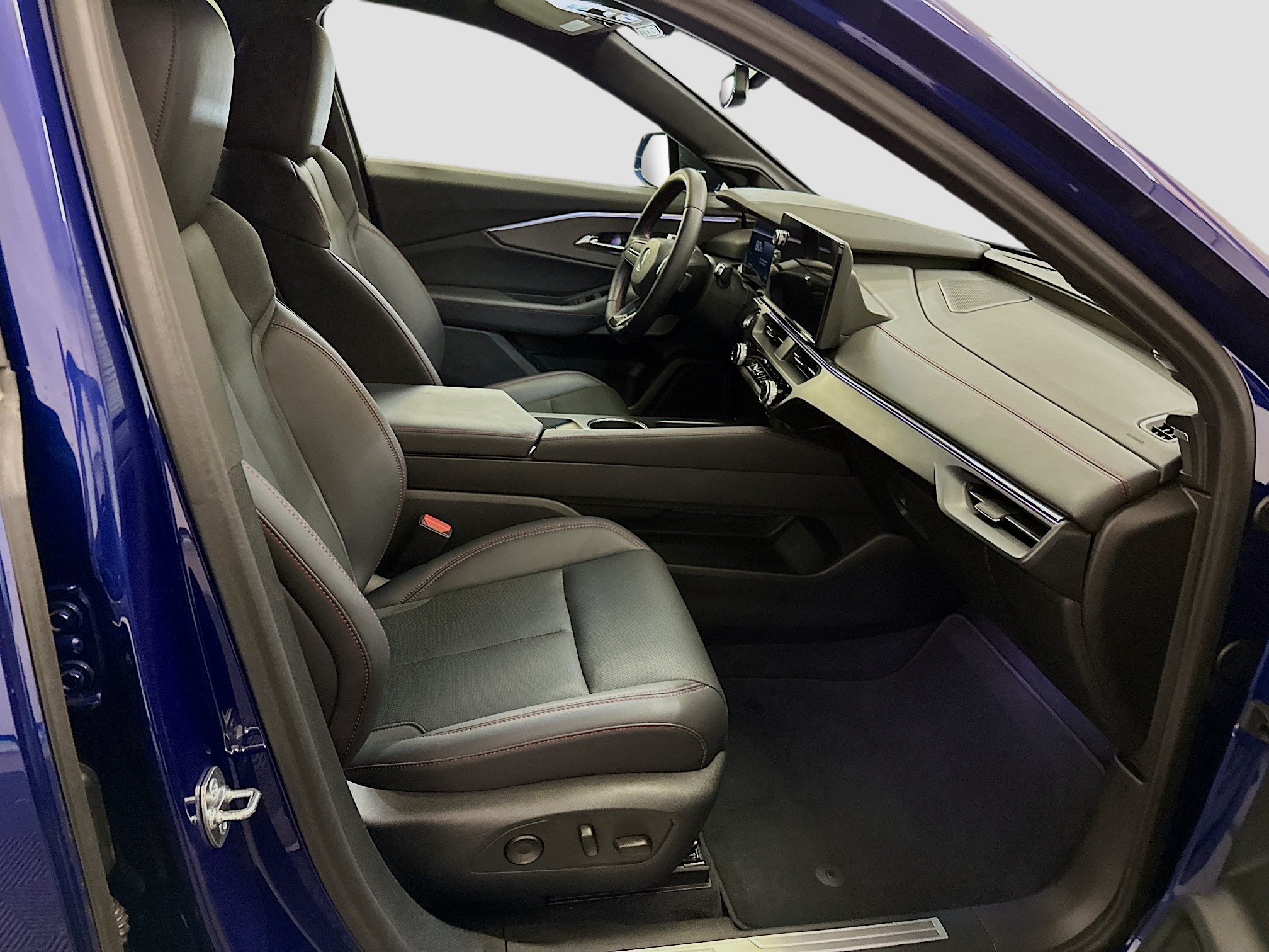Used 2024 Acura ZDX A-Spec AWD/4WD image 34