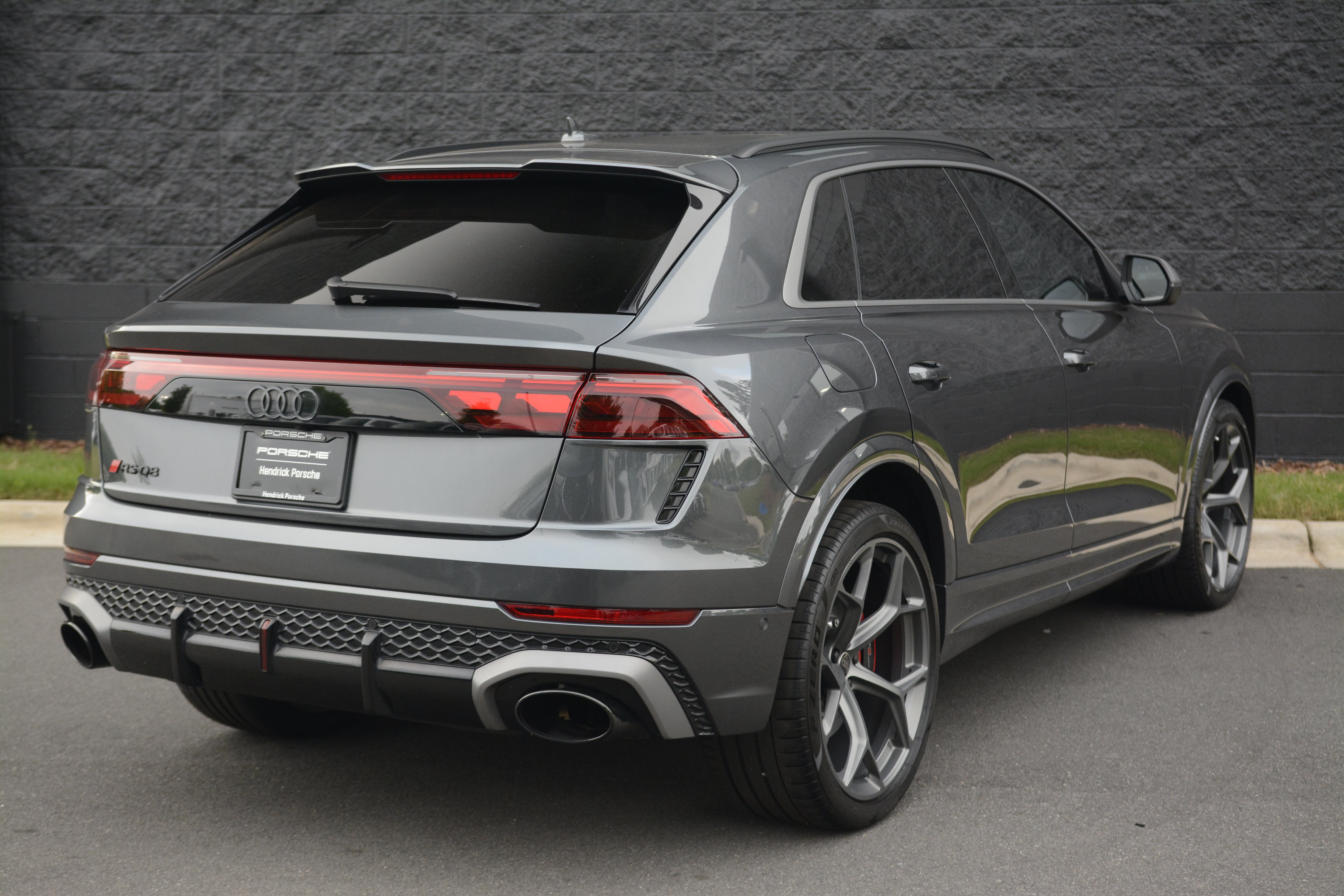 Used 2025 Audi RS Q8 performance AWD/4WD image 7