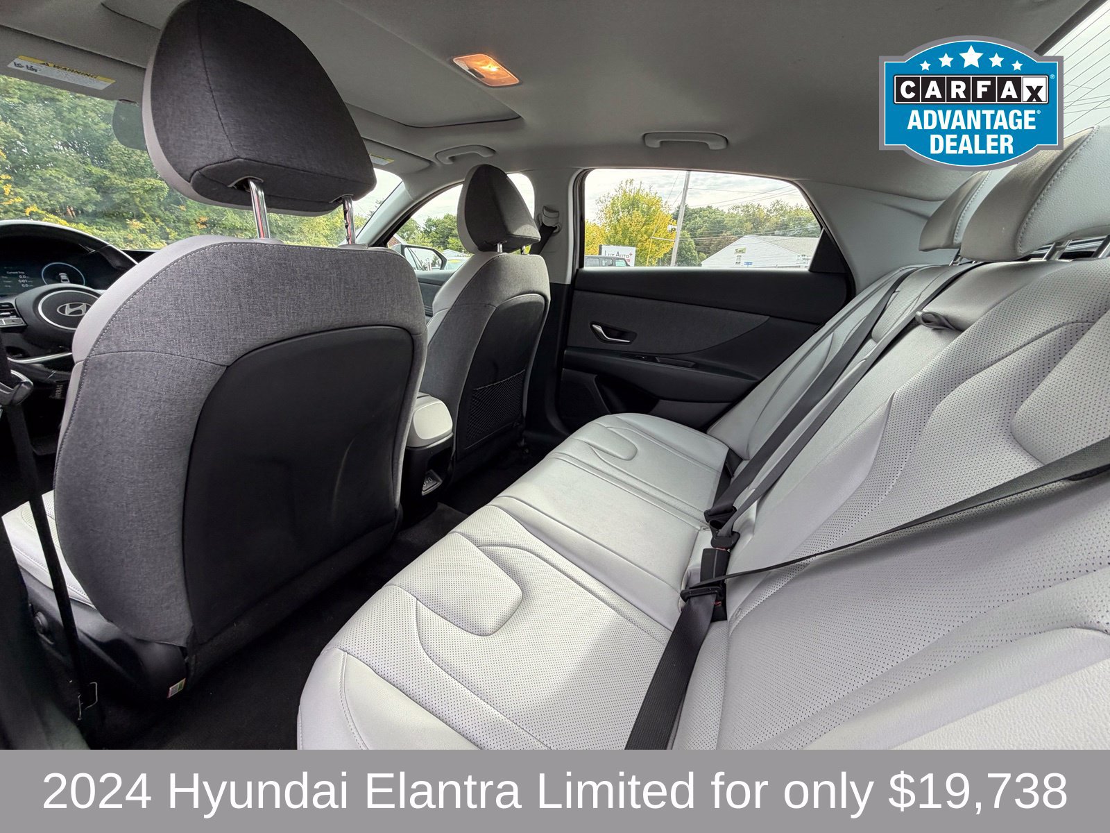 Used 2024 Hyundai Elantra Limited FWD image 7