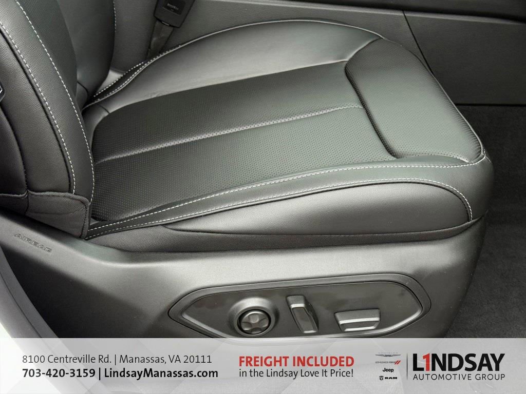 New 2025 Jeep Grand Cherokee L Limited w/ Luxury Tech Group II image 10