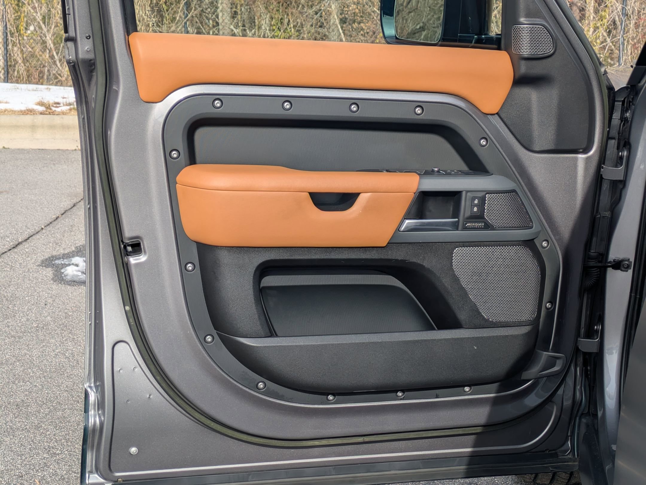 Used 2023 Land Rover Defender 110 X image 21