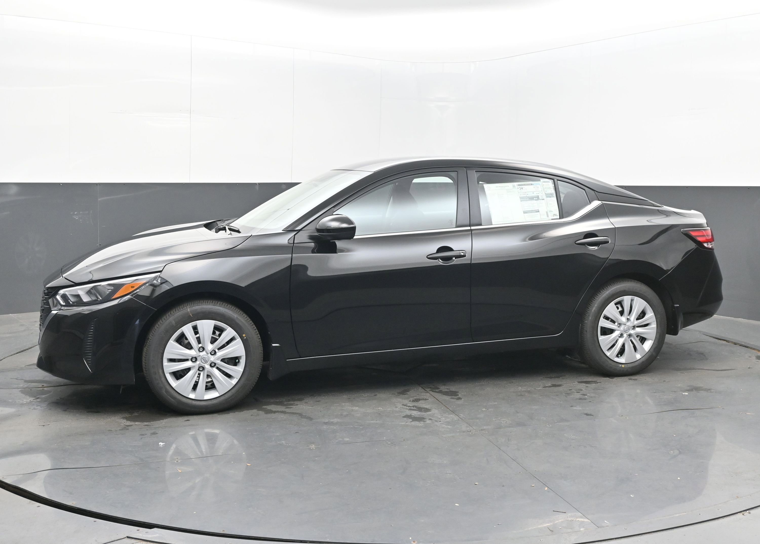 New 2025 Nissan Sentra S image 4