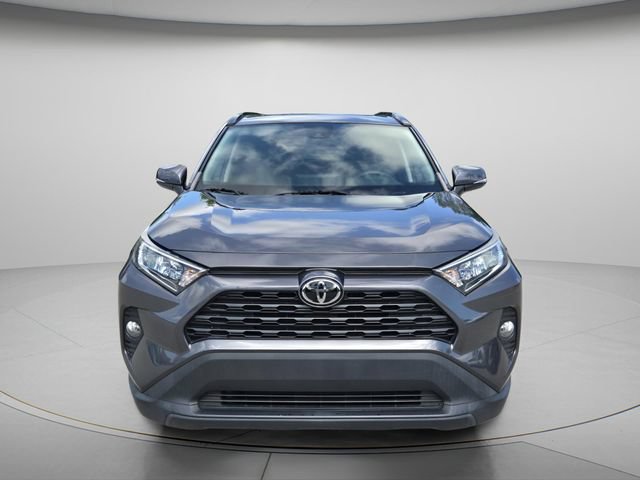 Used 2021 Toyota RAV4 XLE w/ Convenience Package FWD image 4