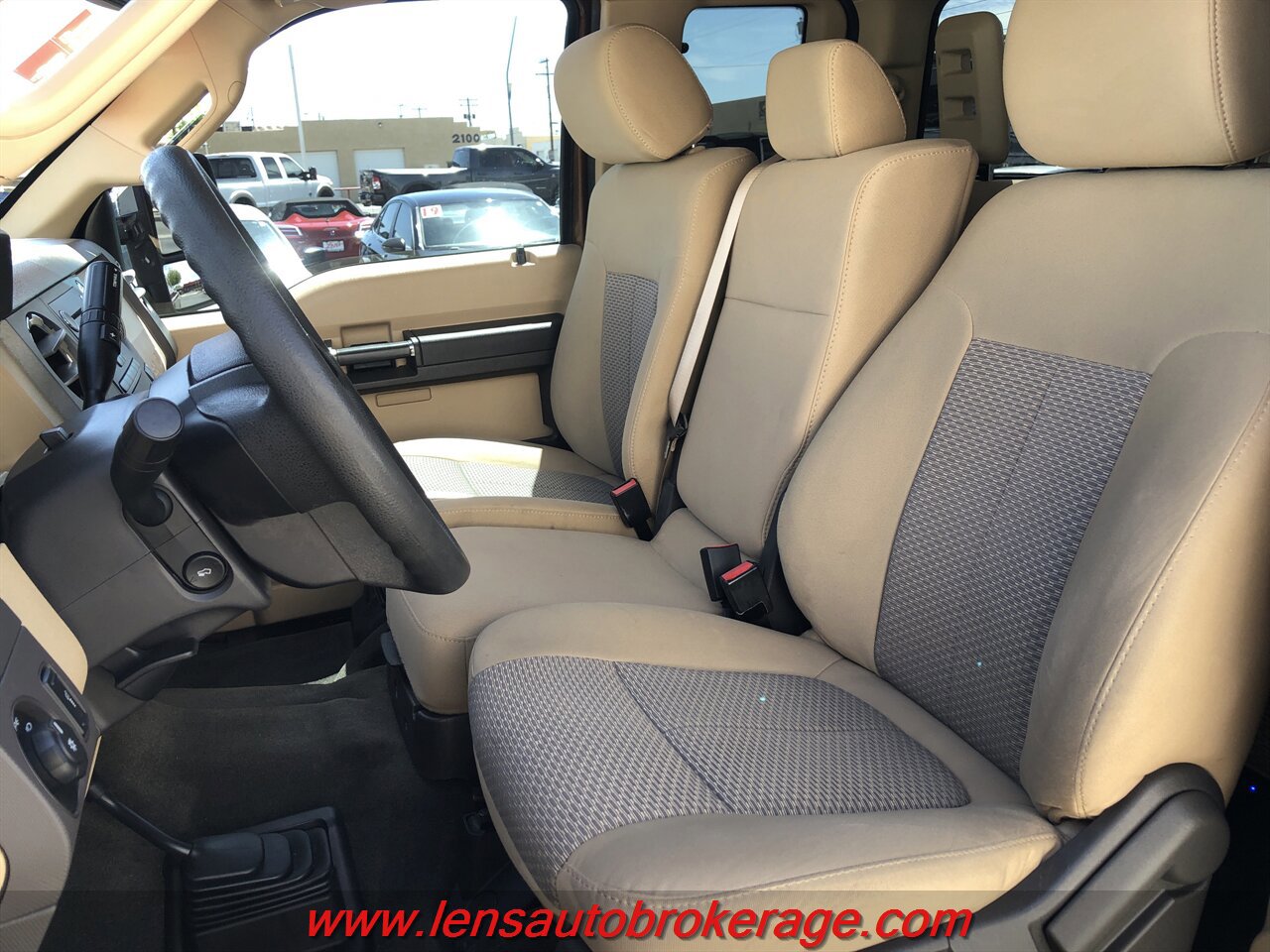 Used 2012 Ford F350 XLT w/ XLT Premium Pkg AWD/4WD image 12
