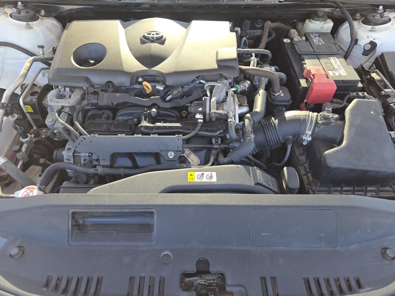 Used 2018 Toyota Camry LE FWD image 34