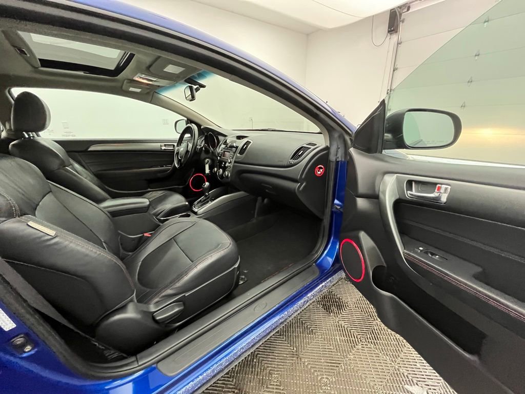 Used 2013 Kia Forte Koup SX w/ Leather Pkg image 24